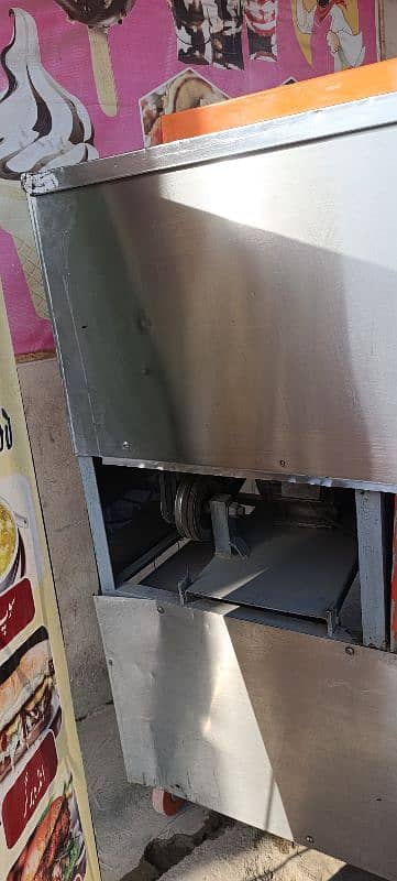 ice cream machine 0