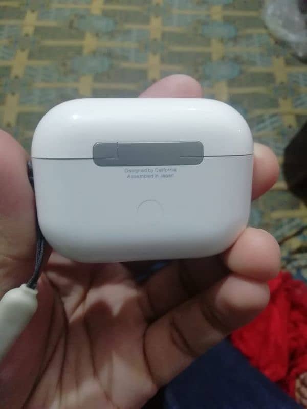 Air pods 2nd generation original 100 present 1