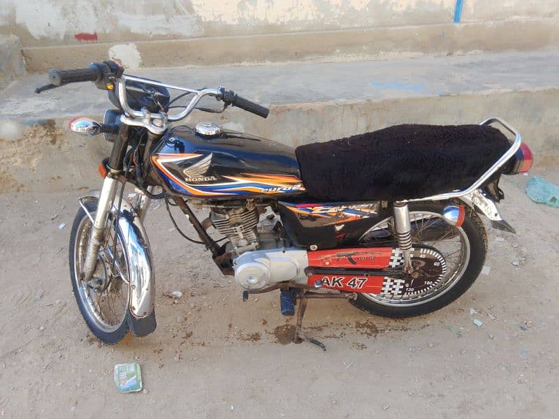 Honda 125 2019 sukkur num 1