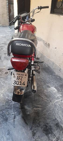 Honda Sevtety 21 model New condition 1