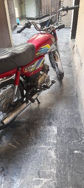 Honda Sevtety 21 model New condition 2