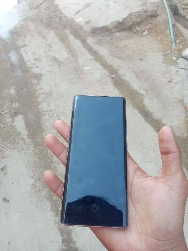 tecno spark 20 pro+ 5