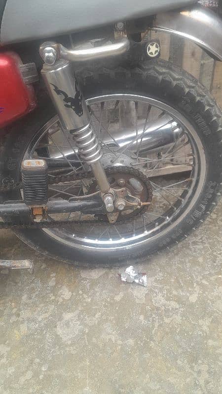 urgent sale karna hai honda 125 2