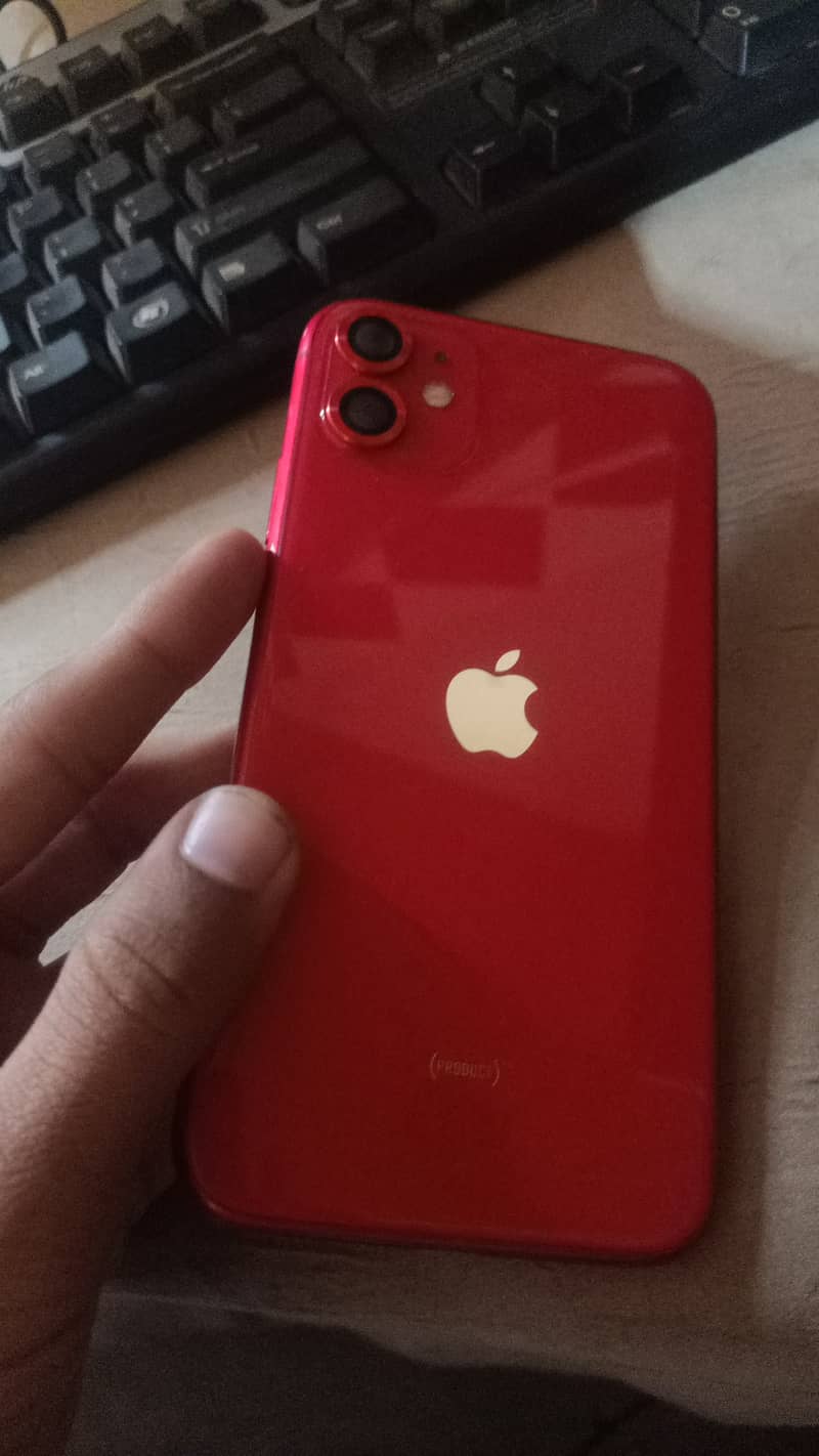 Apple iPhone 11 ( 128 / Non PTA ) 0