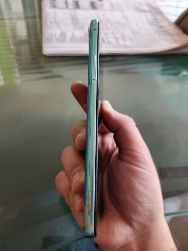 OnePlus 8T 12/256gb Green line issue 4