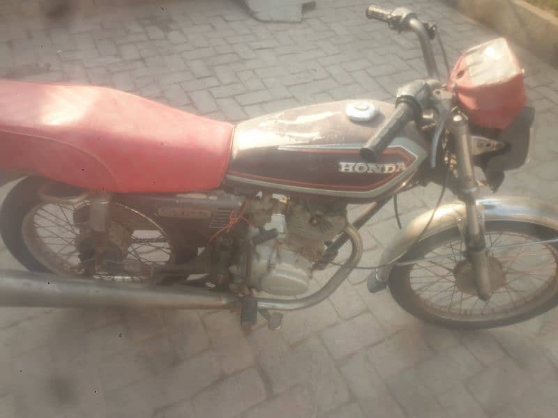 Honda 125 1985 no documents 5