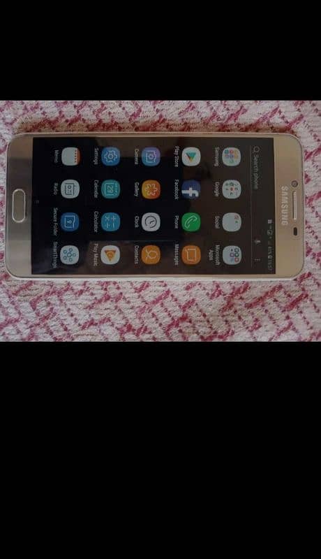 Samsung c5 4gb / 32gb  AMOLED display front finger all okay only phone 2