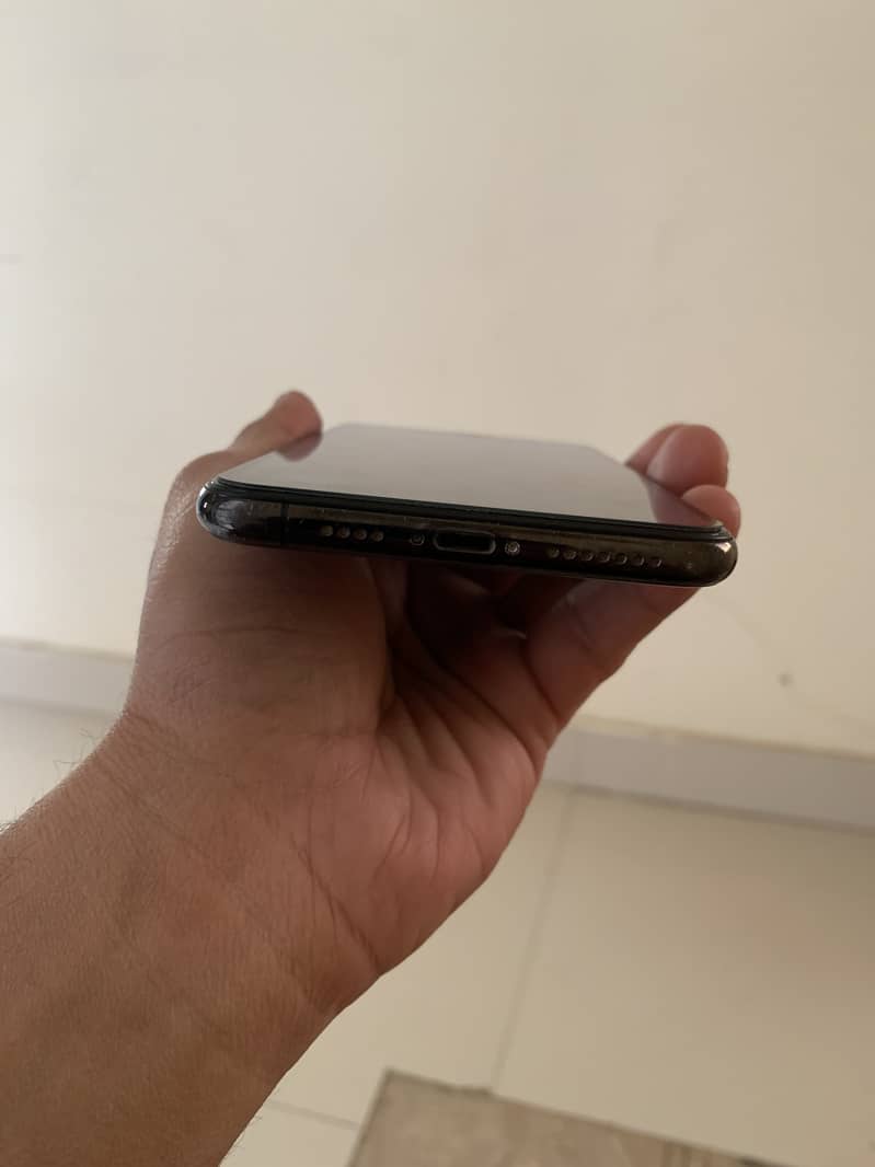 Apple iPhone XS Max 64Gb 4