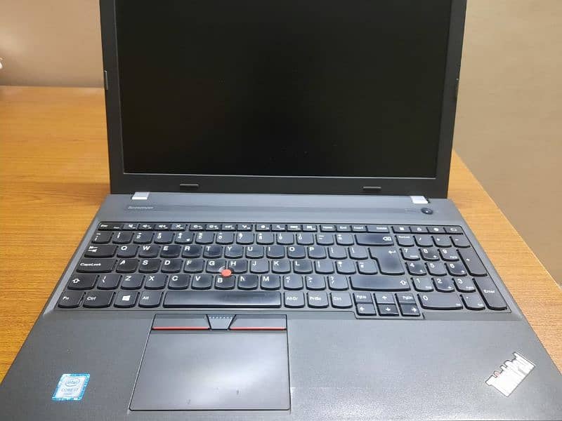 Lenovo think pad e560 0