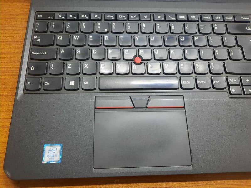 Lenovo think pad e560 1