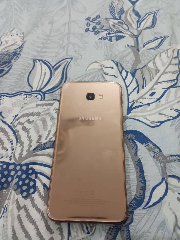 Samsung Galaxy j4 0