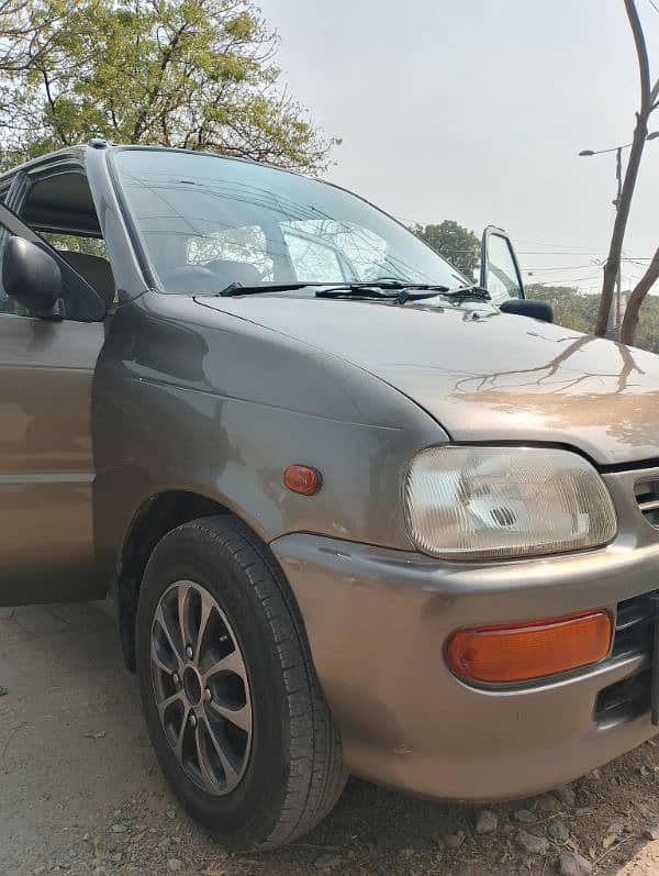 Daihatsu Cuore 2003, Neat & clean body 2