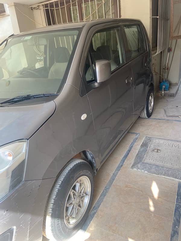 Suzuki Wagon R 2015 4