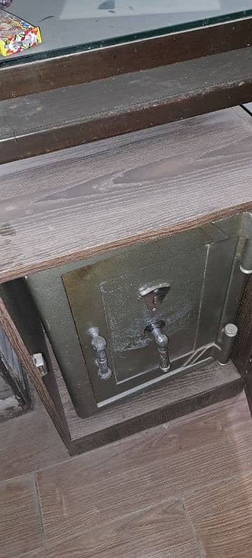 Used locker safe for sale 0