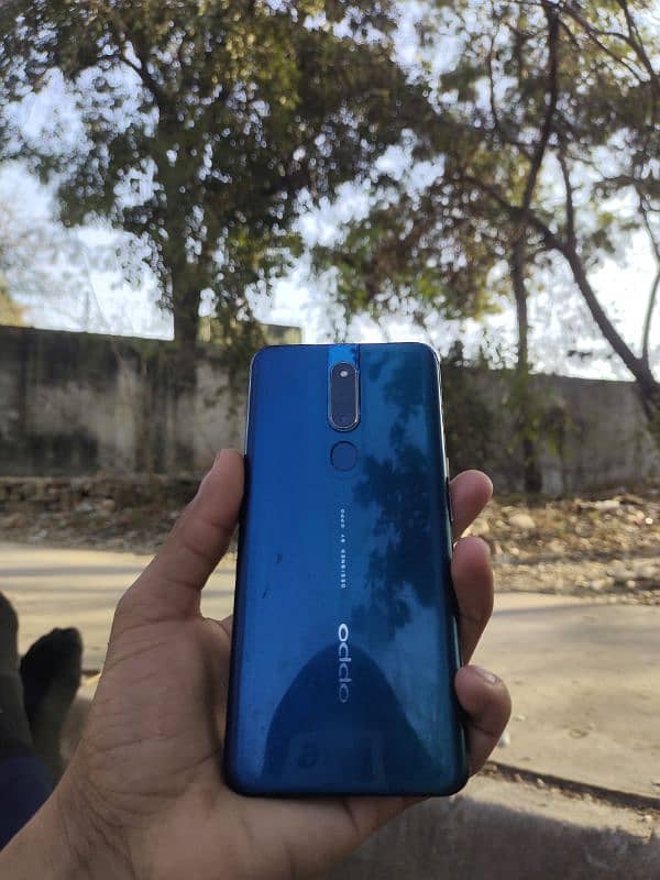 oppo f11 pro pop up camera 1