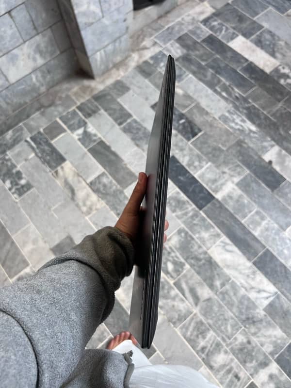 lenovo Thinkpad x1carbon cori7, 5th gen 4