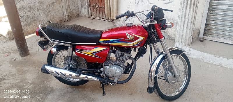 Urgent sale. Honda 125 4