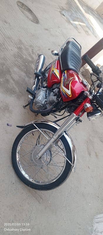 Urgent sale. Honda 125 5