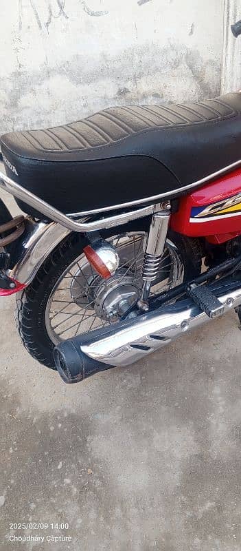 Urgent sale. Honda 125 9