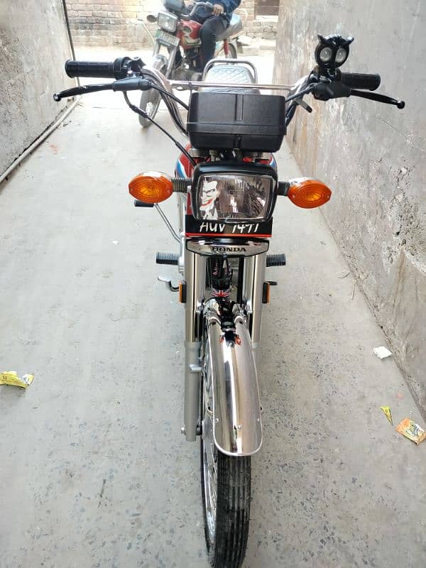 A bike in new condition. wtp contact. 03114445220 3