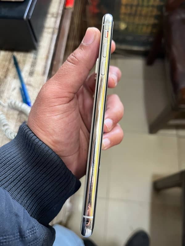 iphone Xs max 64gb non PTA 6