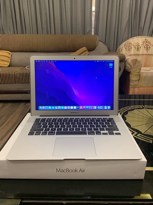 Macbook air 2017 with box for sale. 2