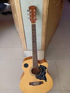 urgent sale guitar