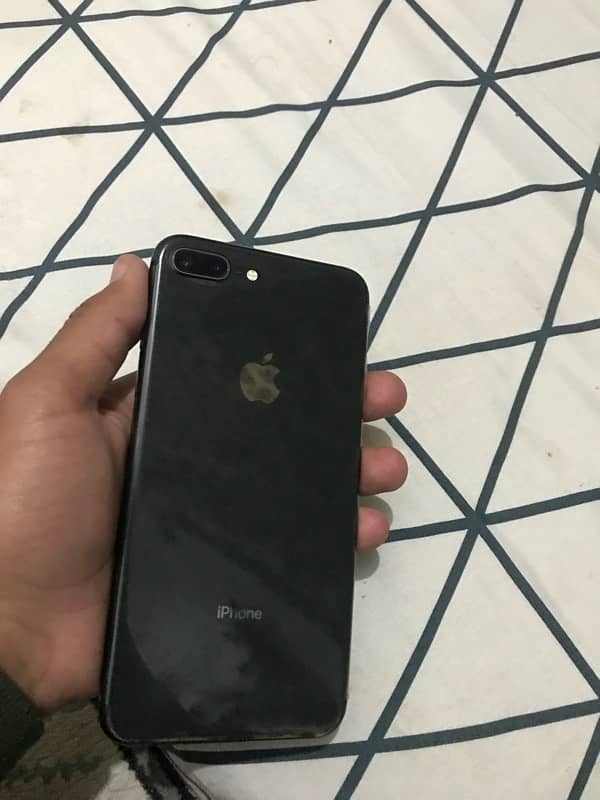 iPhone 8+ | 64 Gb | water pack 8