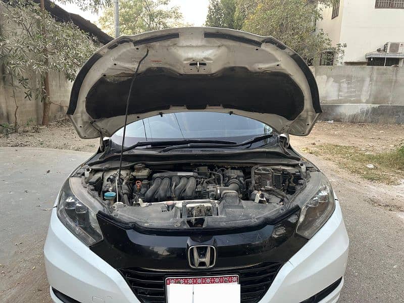 Honda Vezel 2015 /2018 Z package 10