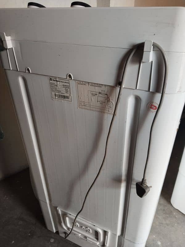 Dawlance Waching Machine and Spinner Dryer 10/10 5