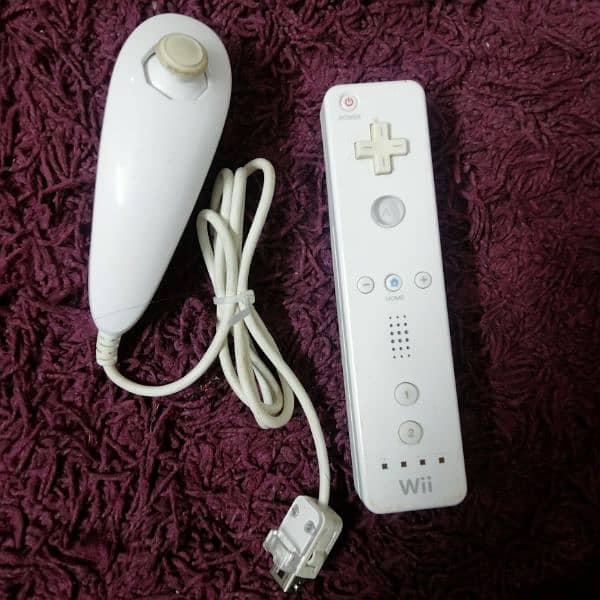 Nintendo Wii Console Bundle 2