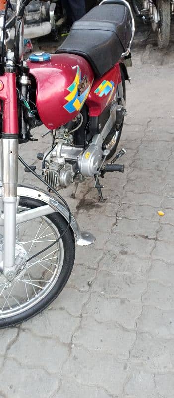 sohrab bike total ready bike ha sab Saman new or jenion lagyaya ha 6