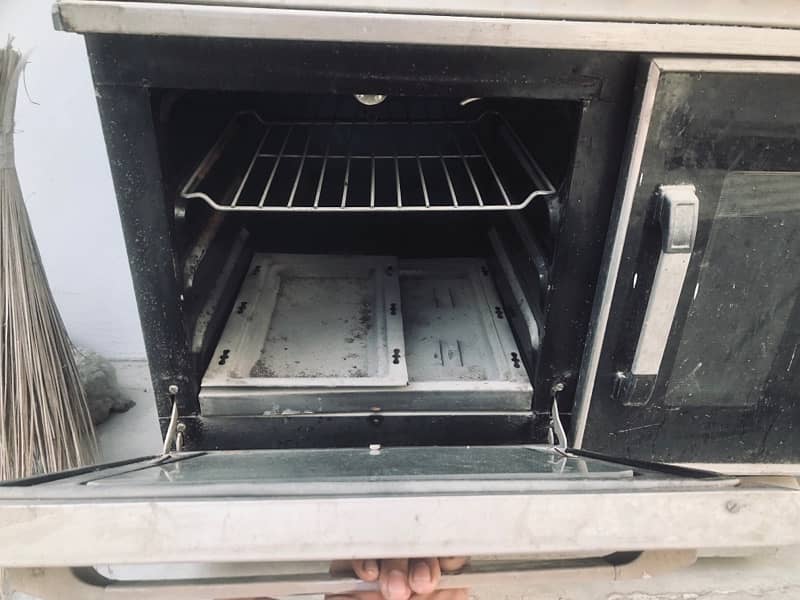 Oven & stove urgent Sell 3