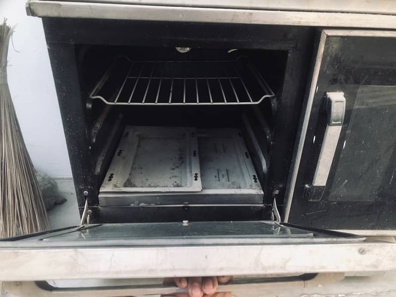 Oven & stove urgent Sell 5