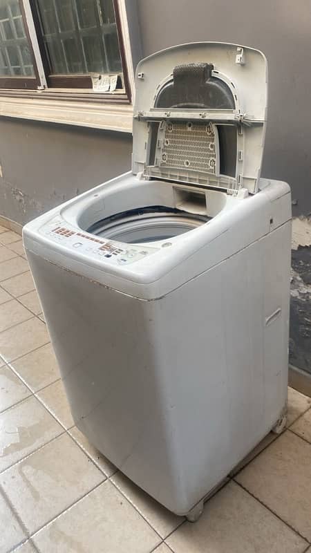 Toshiba washing machine/dryer 1