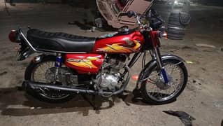 Honda 125 neat and clean