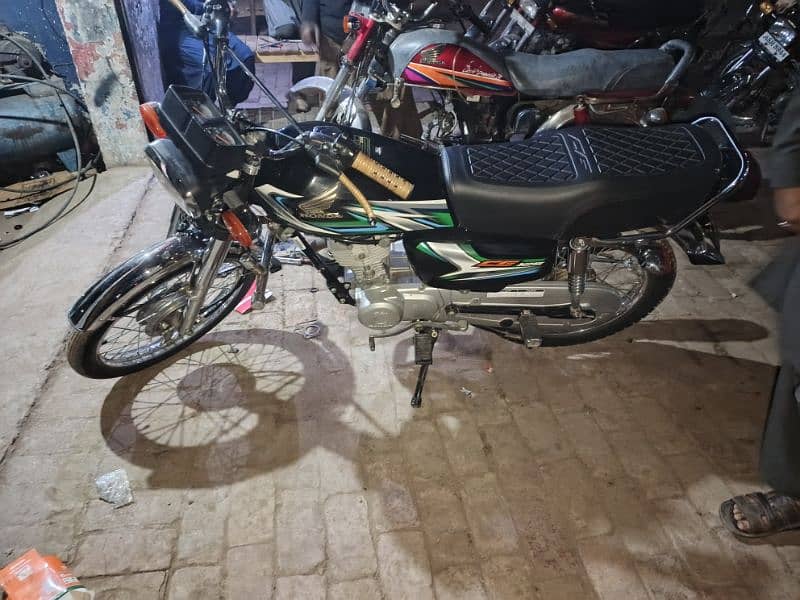 Honda 125 6