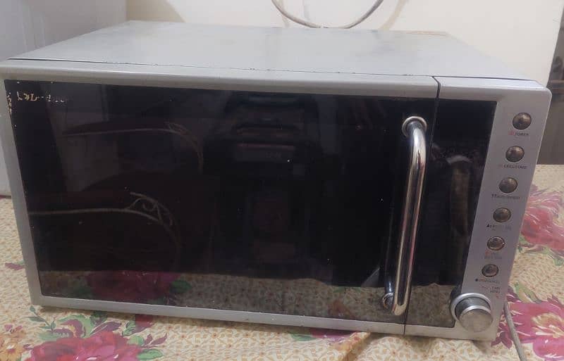 Dawlance Microwave Oven (Both Cooking &  Heating) 25 Ltr 0