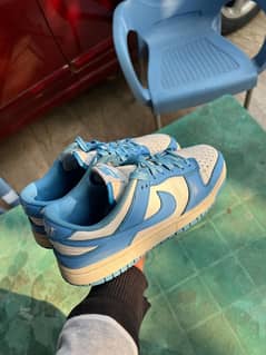 Nike Dunks University Blue for Sale (size 42)