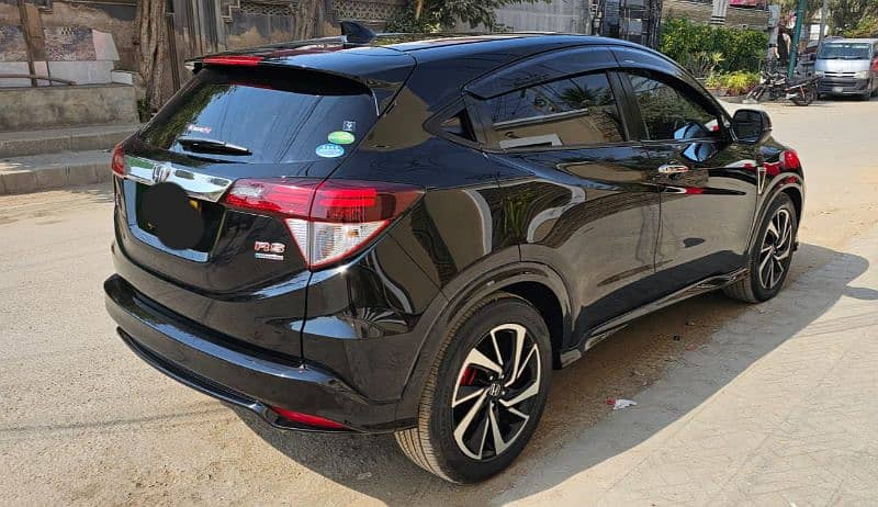 Honda Vezel 2016 13