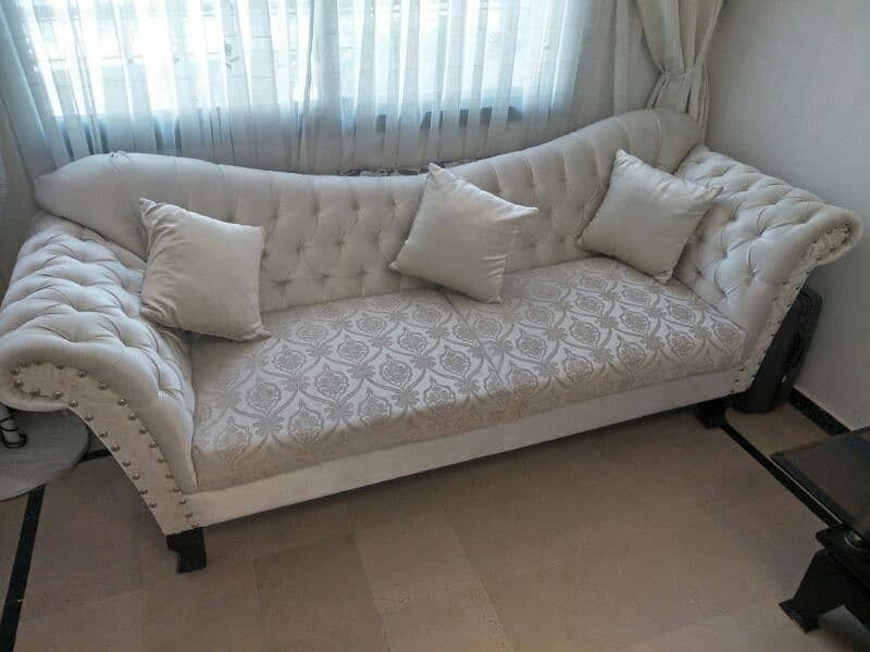 luxurious 7 - seater sofa set for sale spacious , stylish and comfort 3