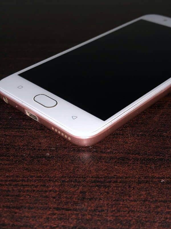 Oppo A57 1