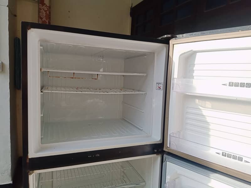 Dawlance Refrigerator for Sale 8