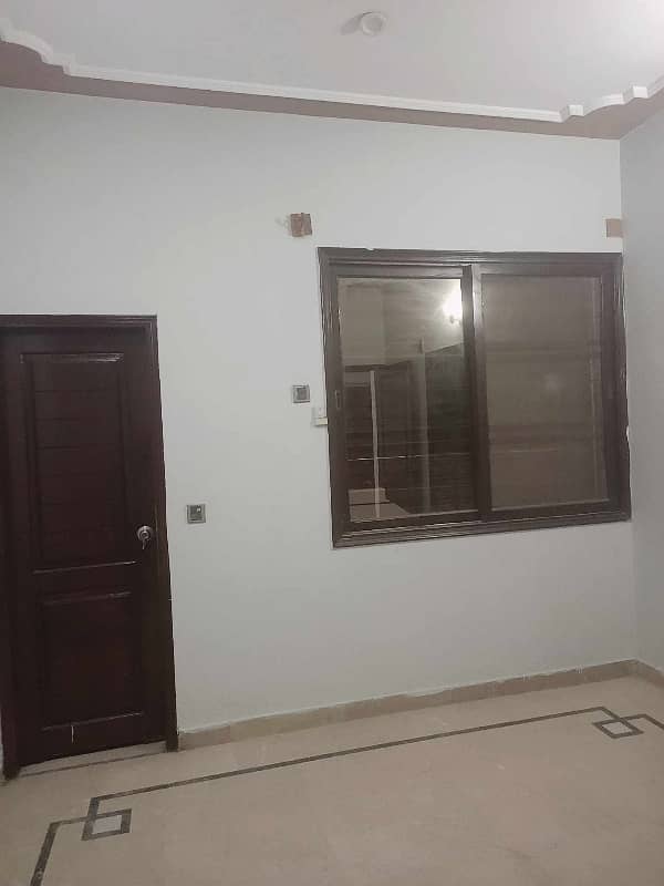 3 Bed Lounge Portion 1st Floor Sale University Road 1