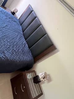 Queen size bed with Mattress