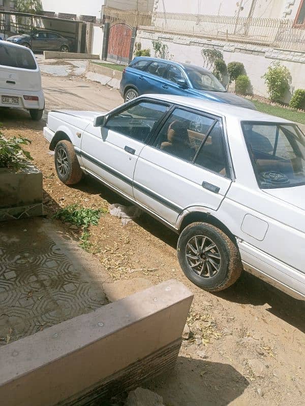 Nissan Sunny 1996 3