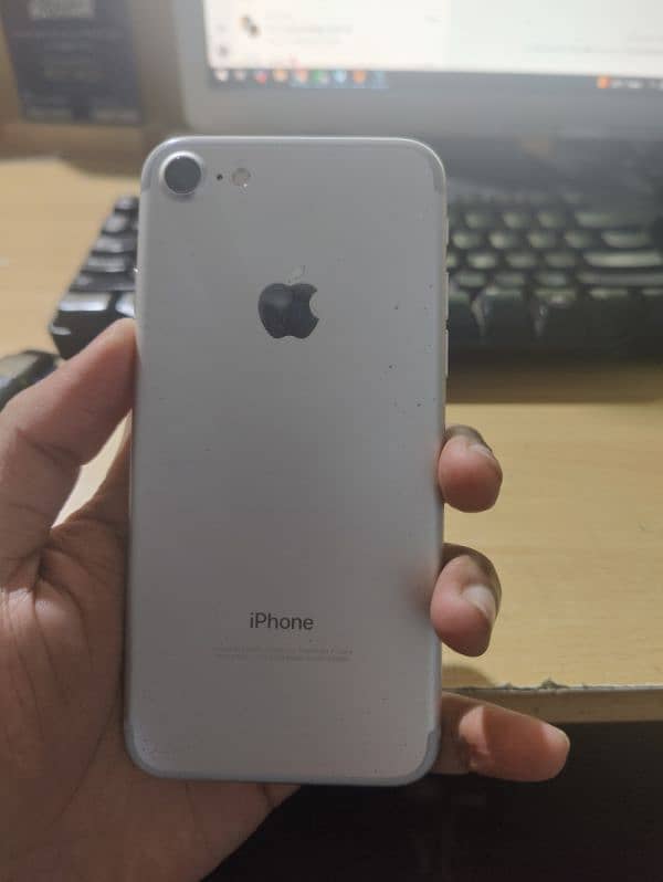 Apple Iphone 7 128 gb approved 1