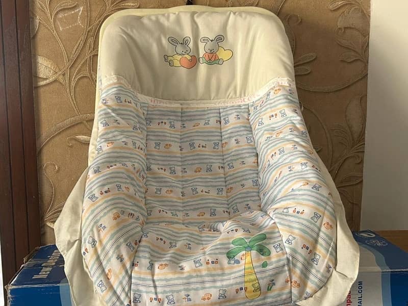 branded baby cot 1