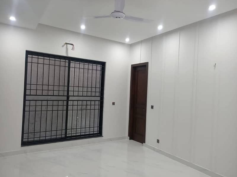 1 Kanal Upper portion Available for Rent in Valencia Town 12