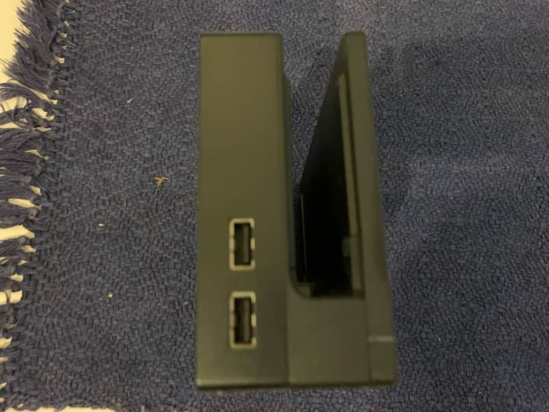 Nintendo switch dock with power adapter 3